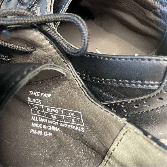 Boy’s Kenneth Cole Dress Shoes - Picture 5 of 8